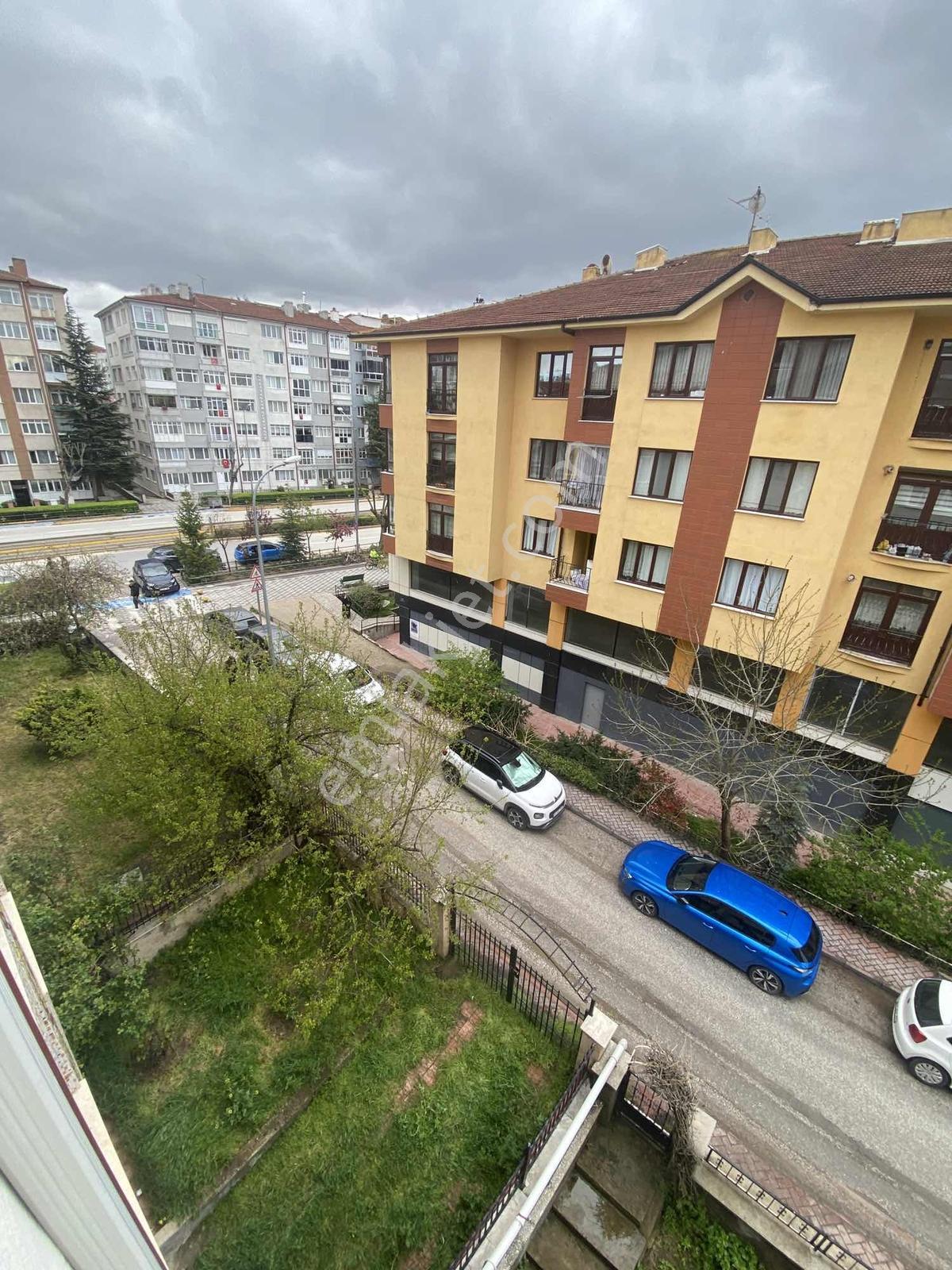 Vişnelik Mah İş Bankası Arası Satılık 3+1 Daire — fotoğraf 15