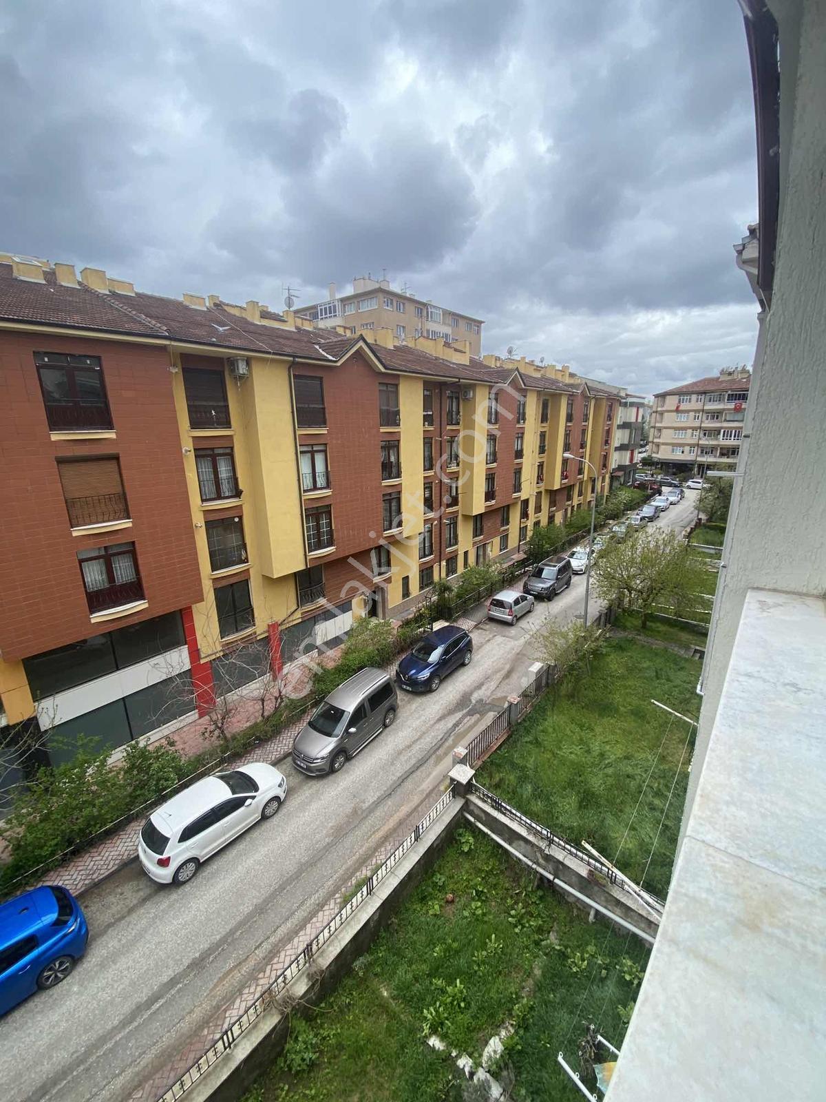 Vişnelik Mah İş Bankası Arası Satılık 3+1 Daire — fotoğraf 16