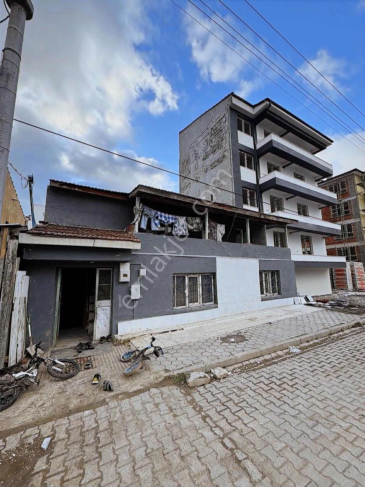 Ad-desticiler 71 Evler Şehir Hst Yakını 140 M2 Arsa Üzerinde Ev — fotoğraf 3