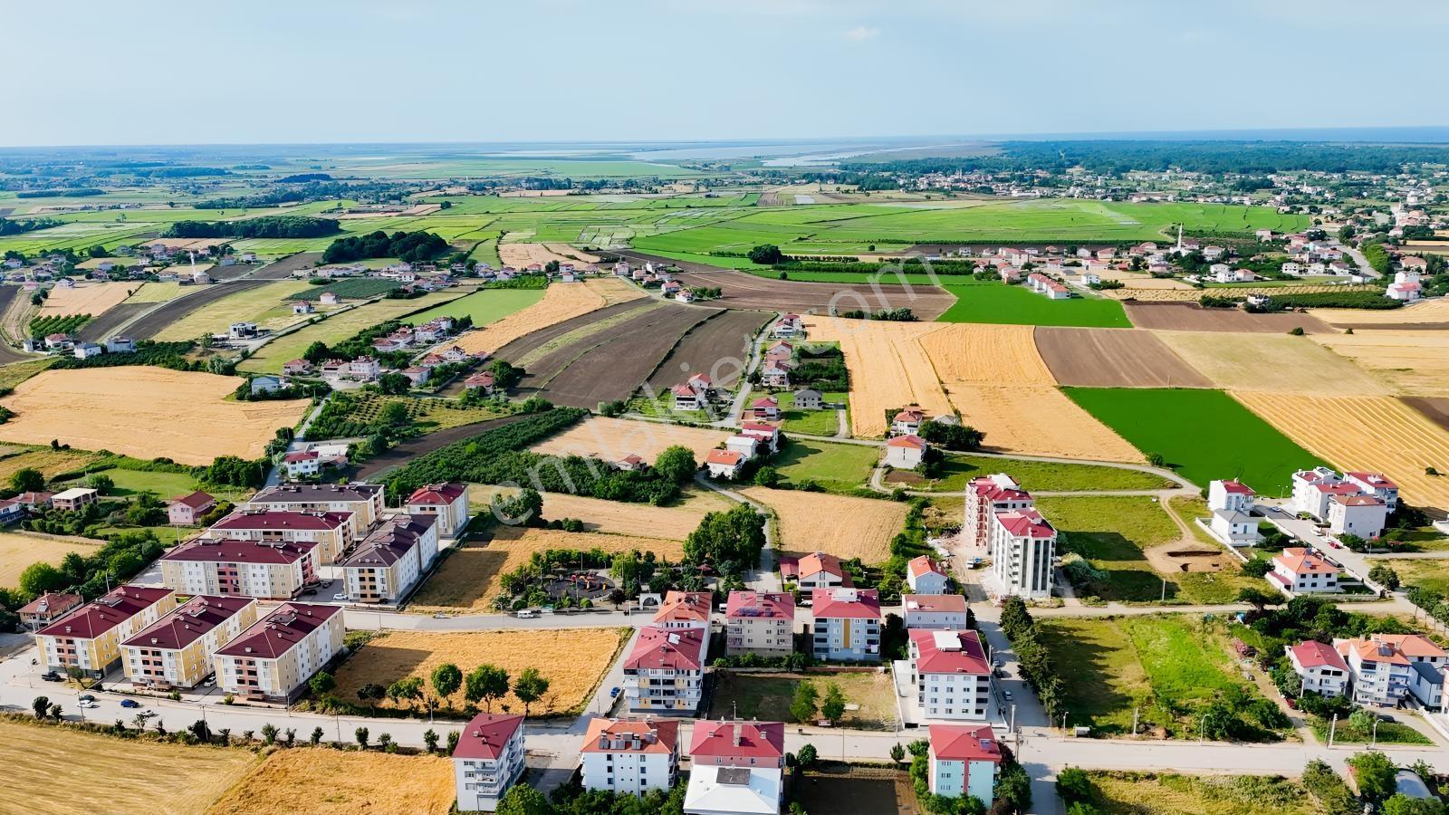 Cumhuriyet Mahallesi'nde Fırsat 679m2 Arsa — fotoğraf 5
