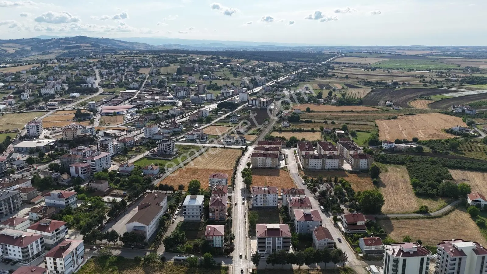 Cumhuriyet Mahallesi'nde Fırsat 679m2 Arsa — fotoğraf 13