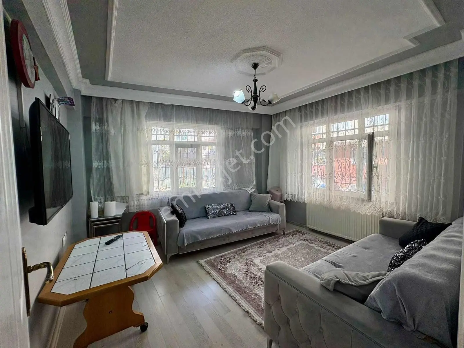 Gazi Mahallesinde Satılık Caddeye Yakın 2+1 Yüksek Giriş Daire — fotoğraf 3