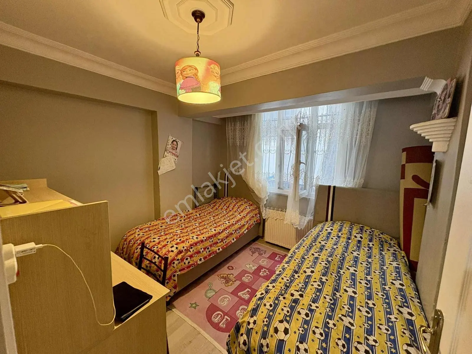 Gazi Mahallesinde Satılık Caddeye Yakın 2+1 Yüksek Giriş Daire — fotoğraf 14