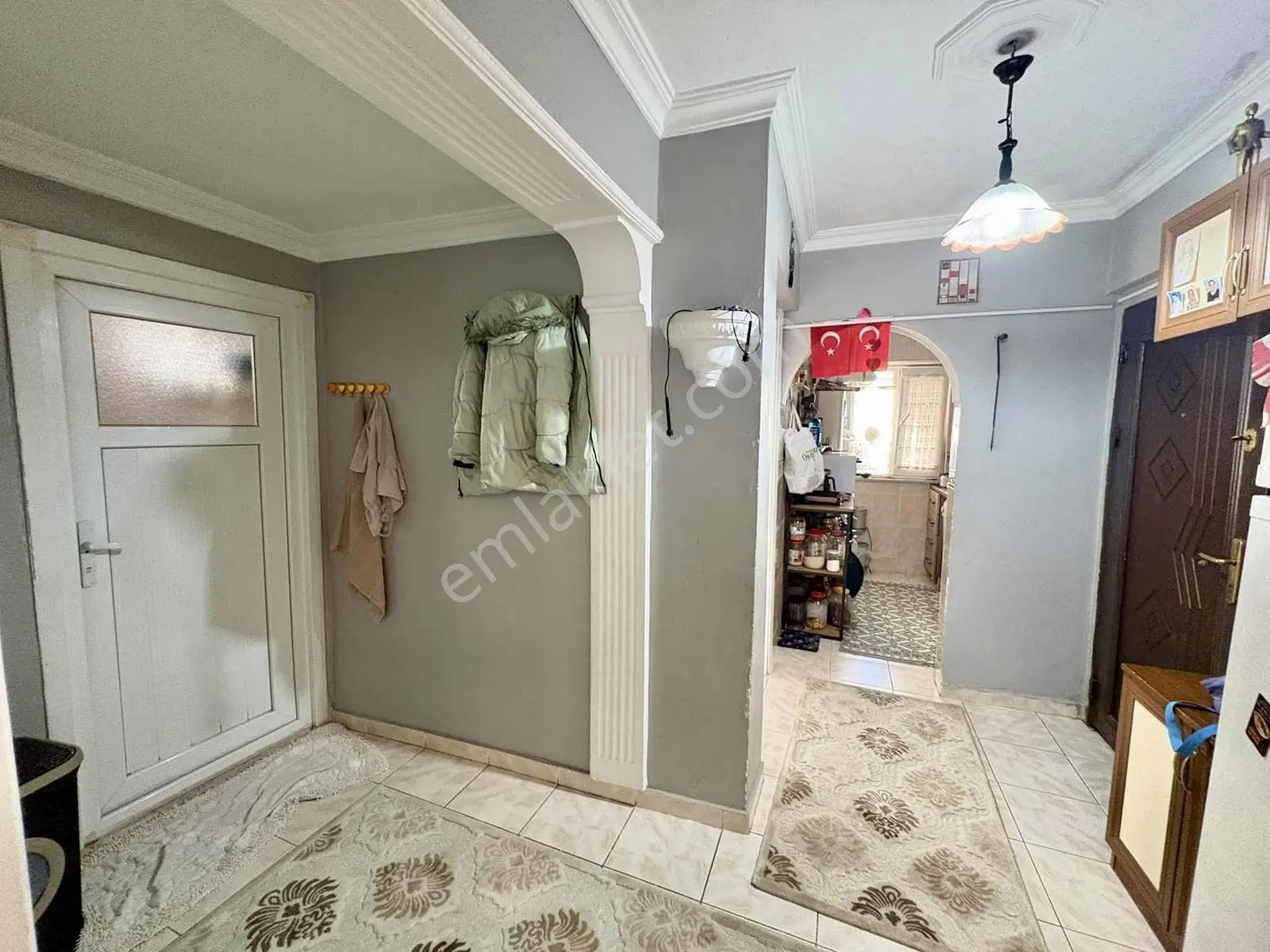 Gazi Mahallesinde Satılık Caddeye Yakın 2+1 Yüksek Giriş Daire — fotoğraf 18