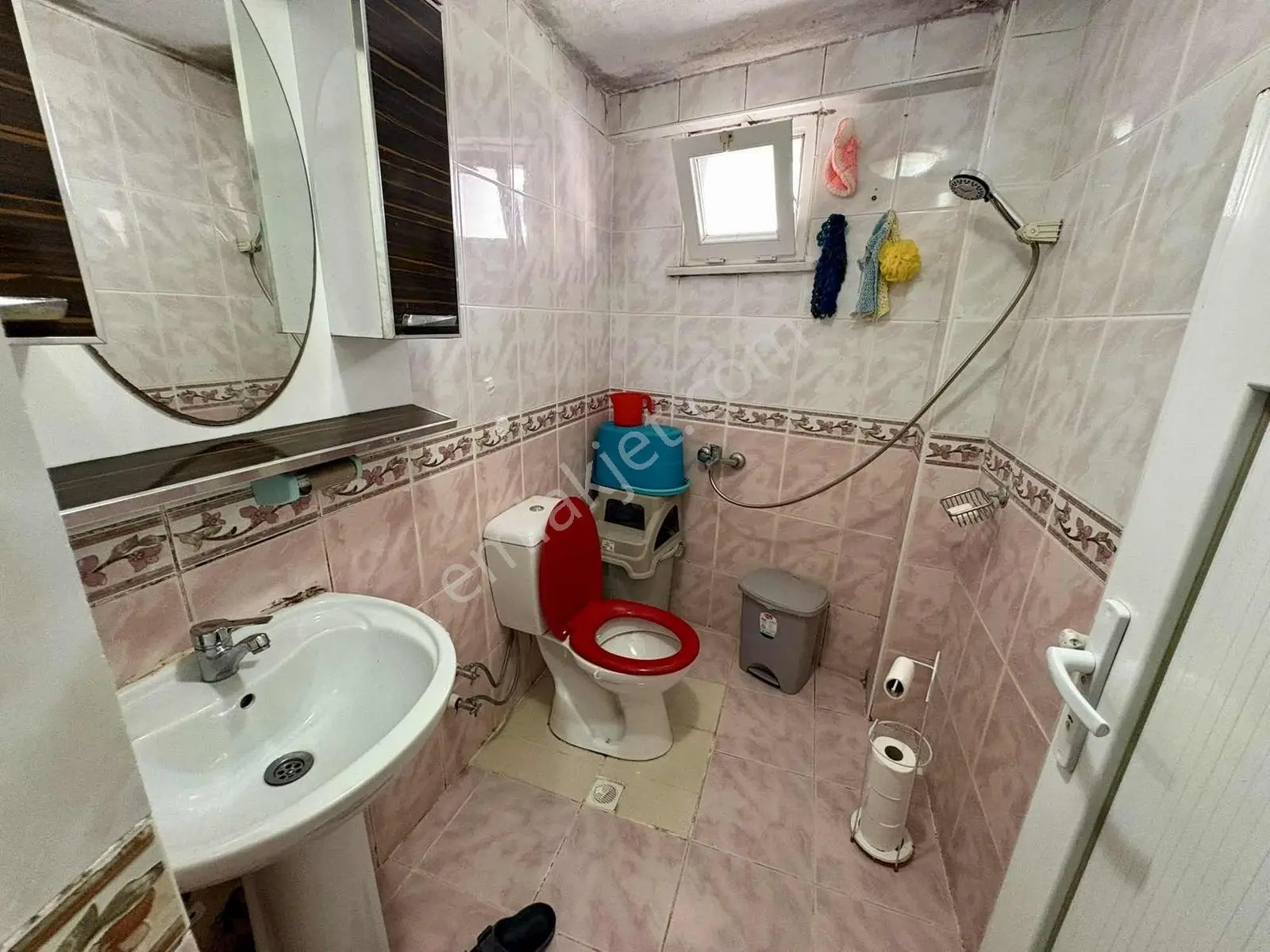 Gazi Mahallesinde Satılık Caddeye Yakın 2+1 Yüksek Giriş Daire — fotoğraf 24
