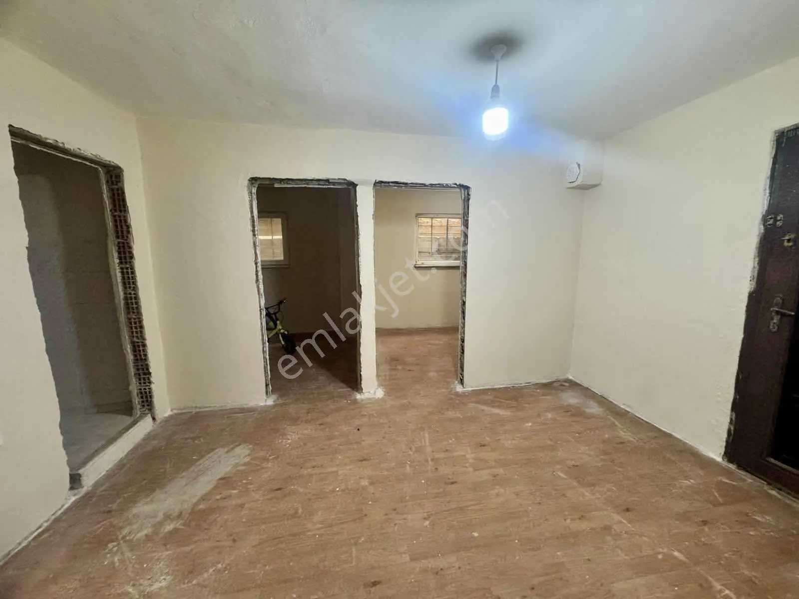 Gazi Mah Satılık Yatırıma Uygun 2+1 Bahçekat Daire — fotoğraf 6