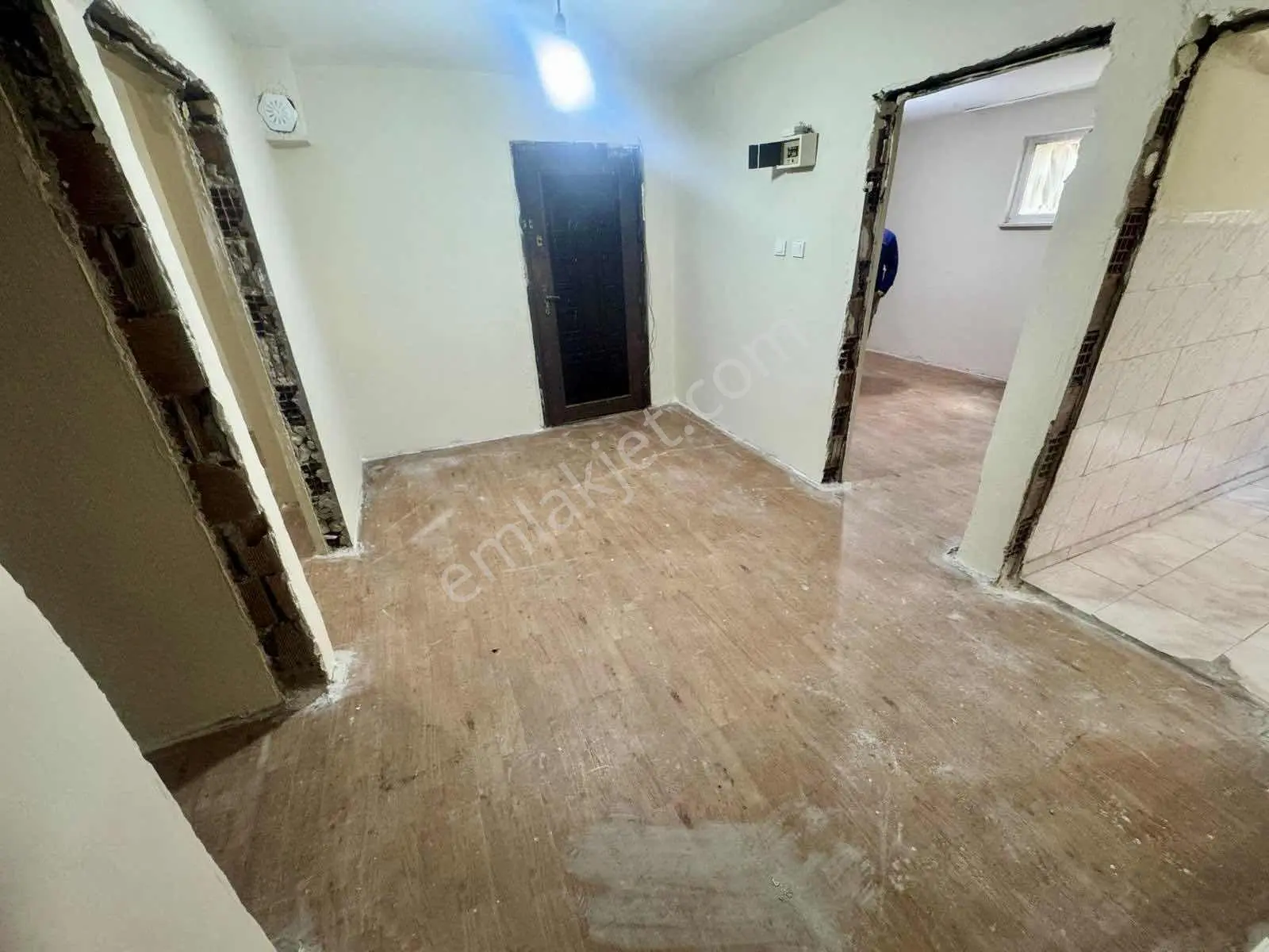 Gazi Mah Satılık Yatırıma Uygun 2+1 Bahçekat Daire — fotoğraf 14