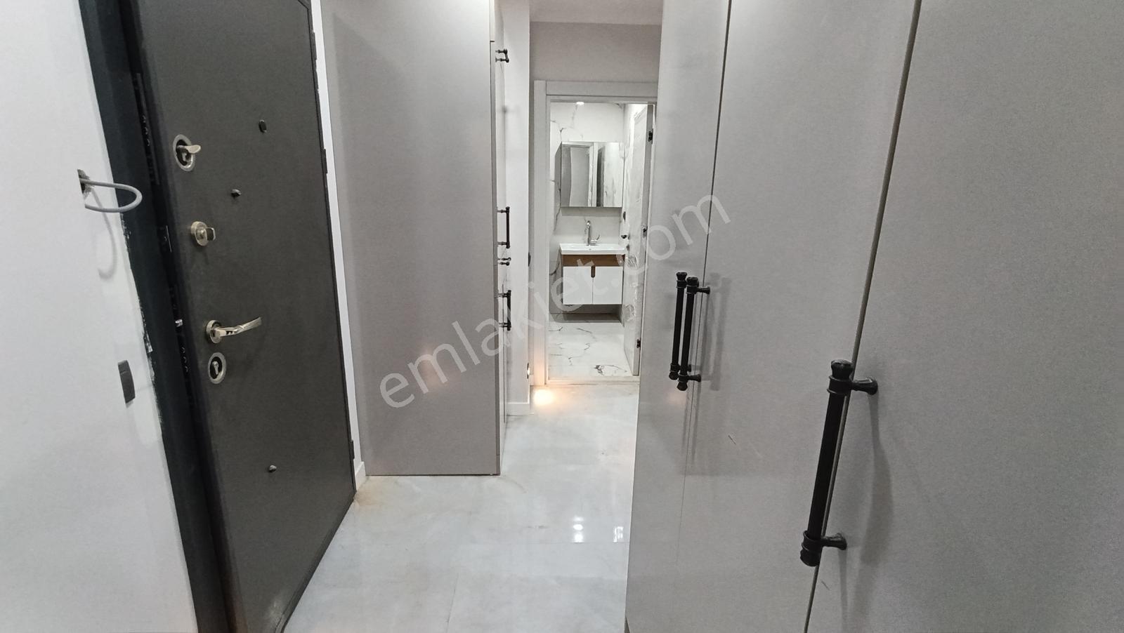 Arakat Da Çamlıbelde Tranvay Durğna 100m 2+1 Açık Mutfak — fotoğraf 8