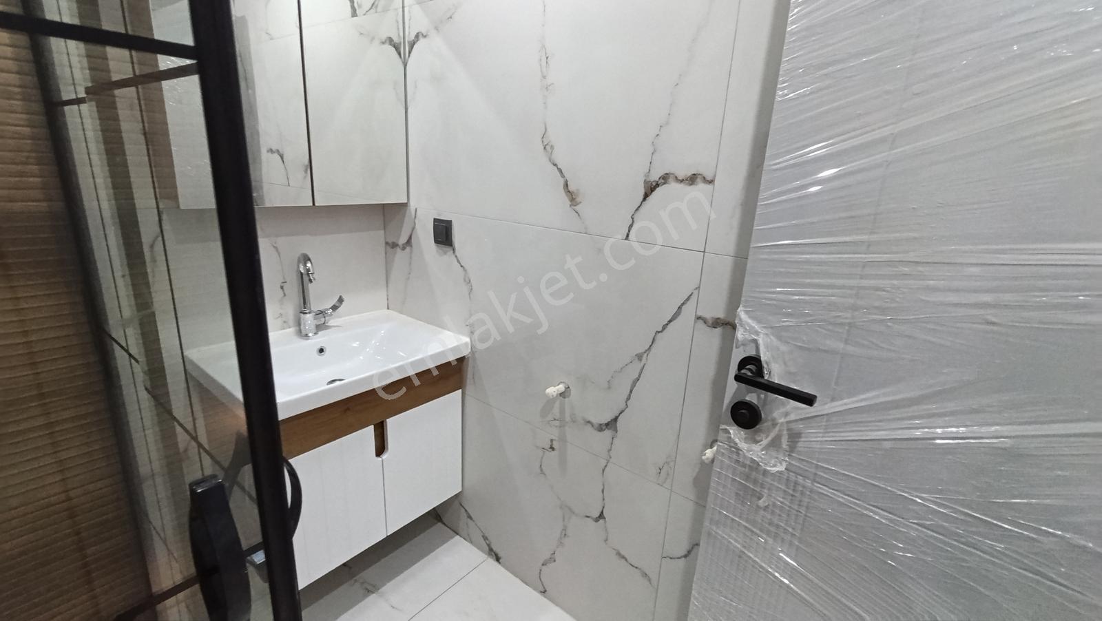 Arakat Da Çamlıbelde Tranvay Durğna 100m 2+1 Açık Mutfak — fotoğraf 9