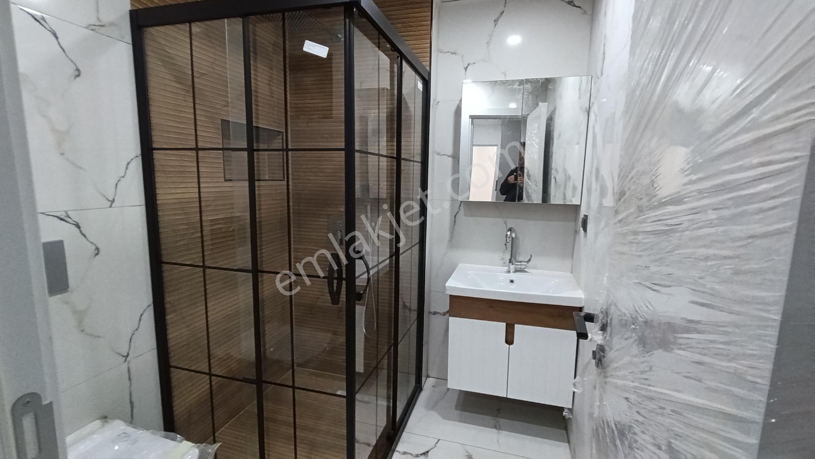 Arakat Da Çamlıbelde Tranvay Durğna 100m 2+1 Açık Mutfak — fotoğraf 13