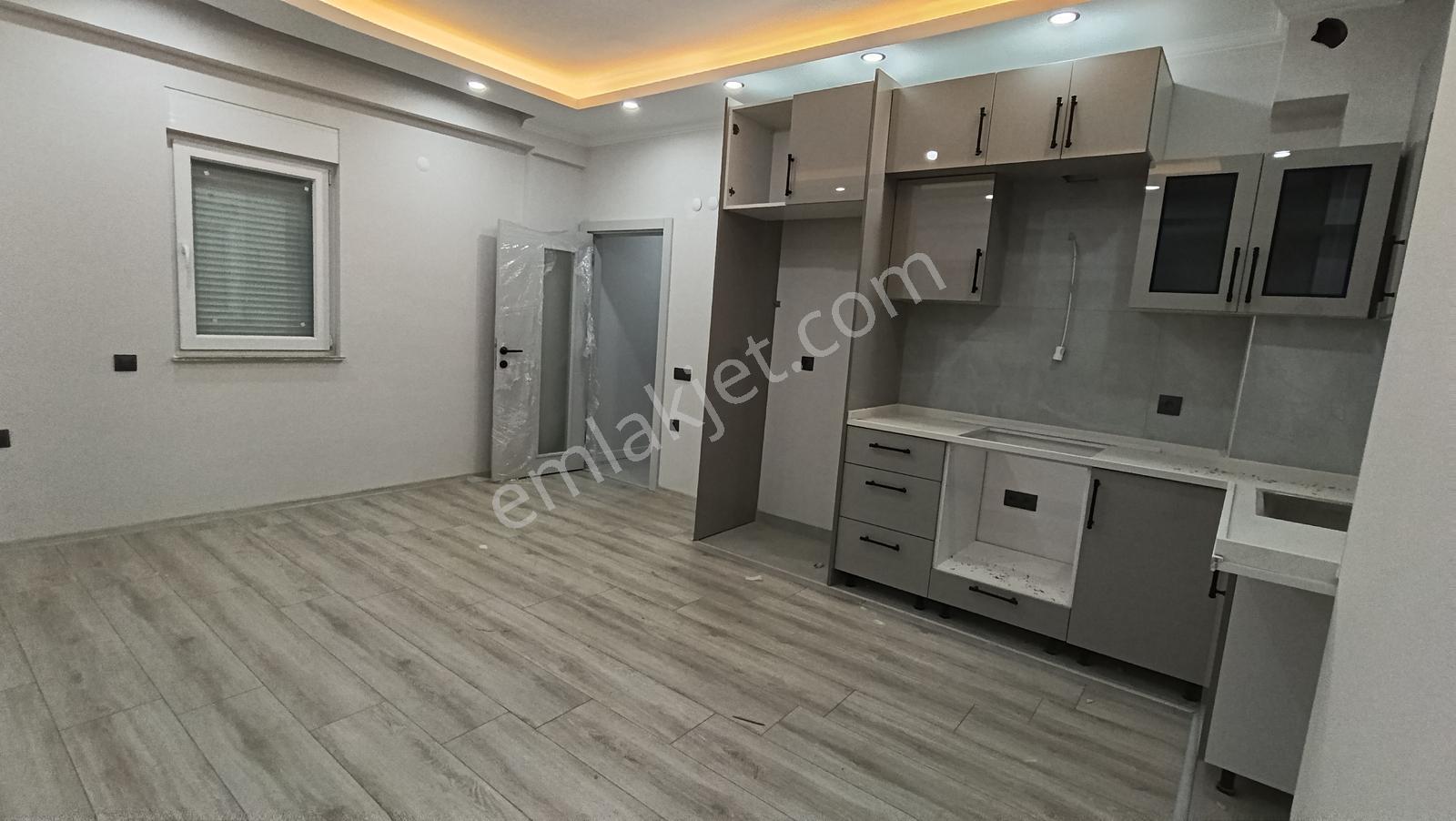 Arakat Da Çamlıbelde Tranvay Durğna 100m 2+1 Açık Mutfak — fotoğraf 17