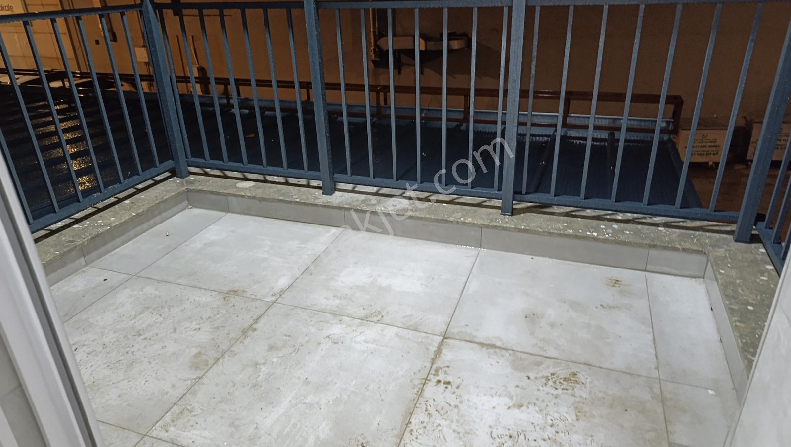 Arakat Da Çamlıbelde Tranvay Durğna 100m 2+1 Açık Mutfak — fotoğraf 20