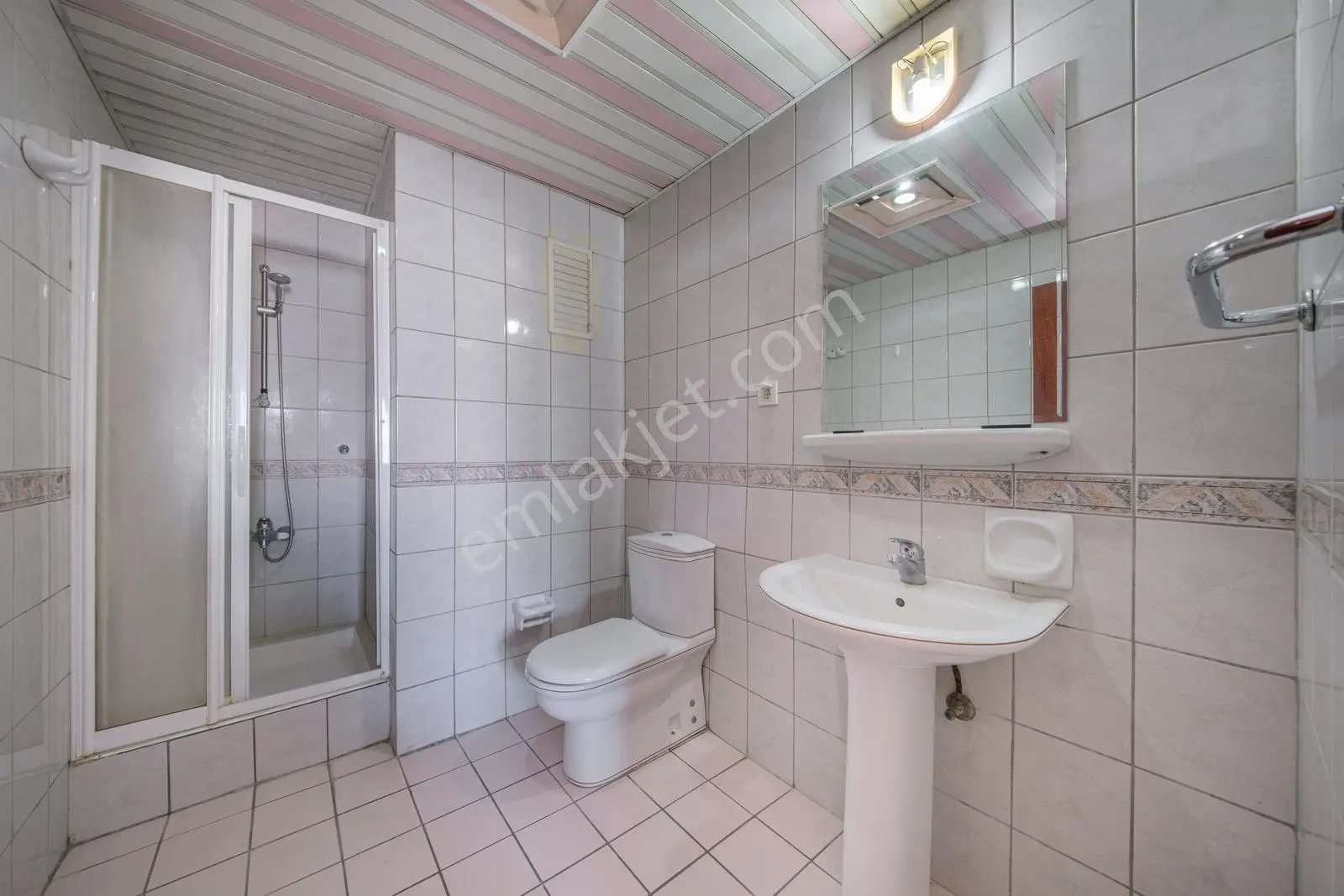 Mavişehir Kuğu Bloklarında Deniz Manzaralı 3+1 Satılık Daire Boş — fotoğraf 15