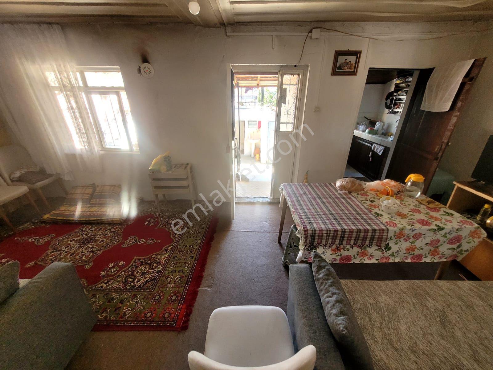 Pak Yapı'dan Satılık Edremit Çamçı Mah. Müstakil Ev 2+1 Bahçeli — fotoğraf 4