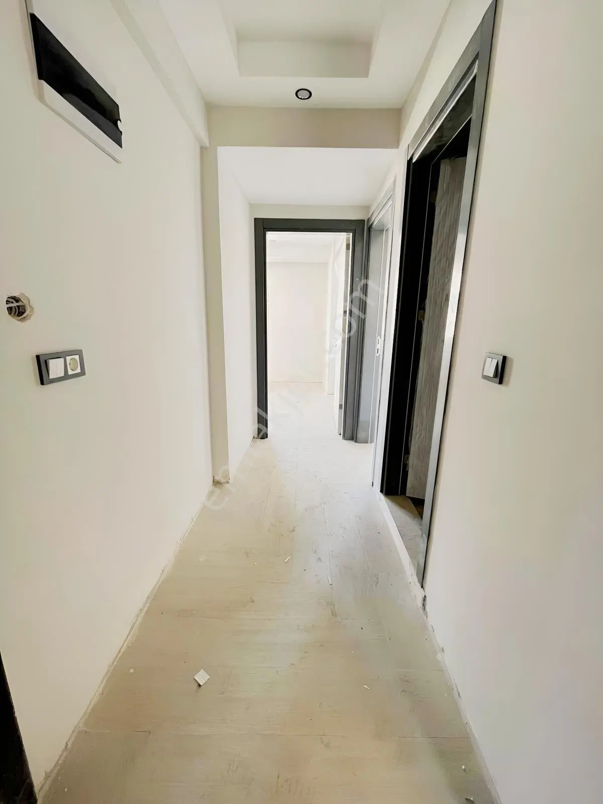 Asil Emlak'tan Muradiye'de Site İçinde 2+1 Sıfır Daire — fotoğraf 8