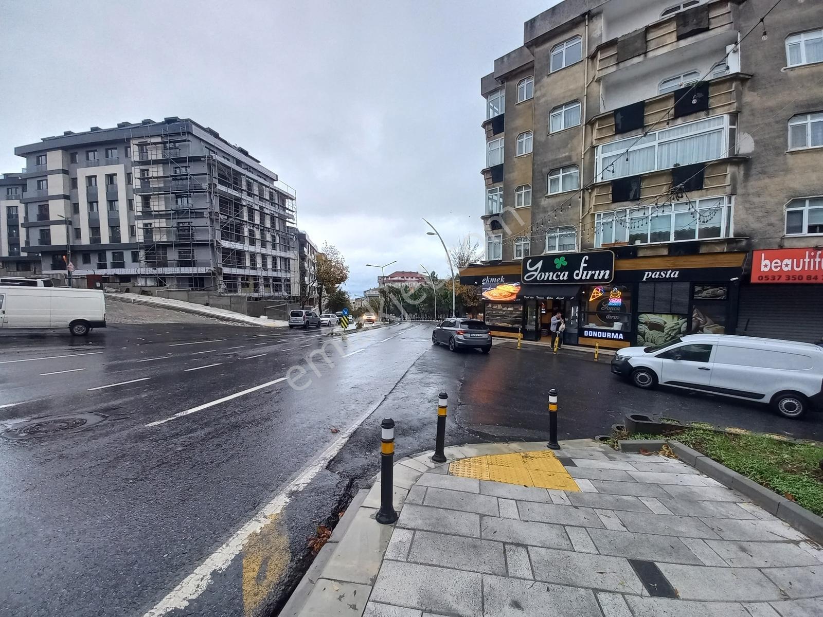 B.çekmece Gürpınar Pınartepe Mah Satılık 3+1 130 M2 Daire — fotoğraf 2