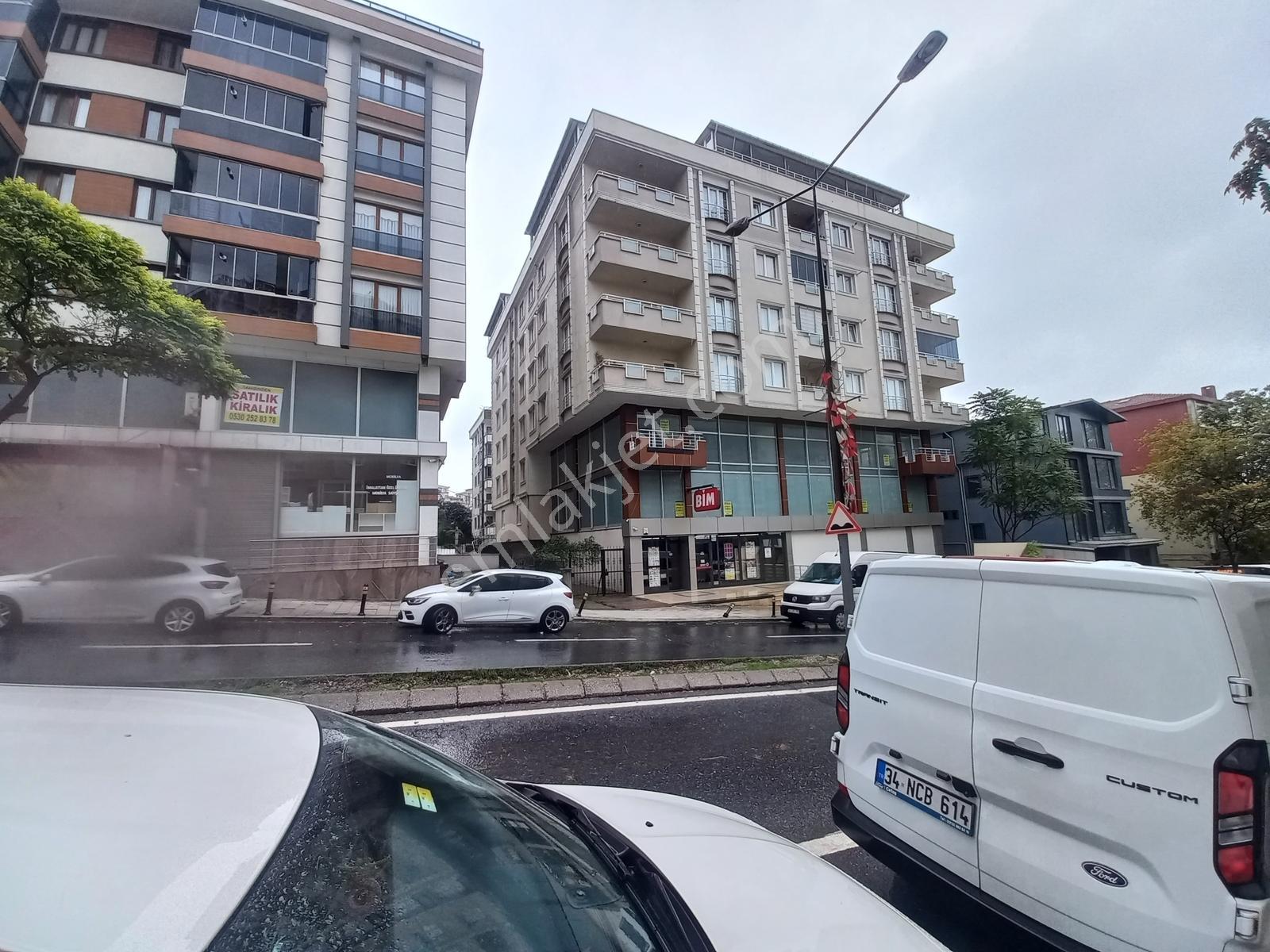 B.çekmece Gürpınar Pınartepe Mah Satılık 3+1 130 M2 Daire — fotoğraf 3