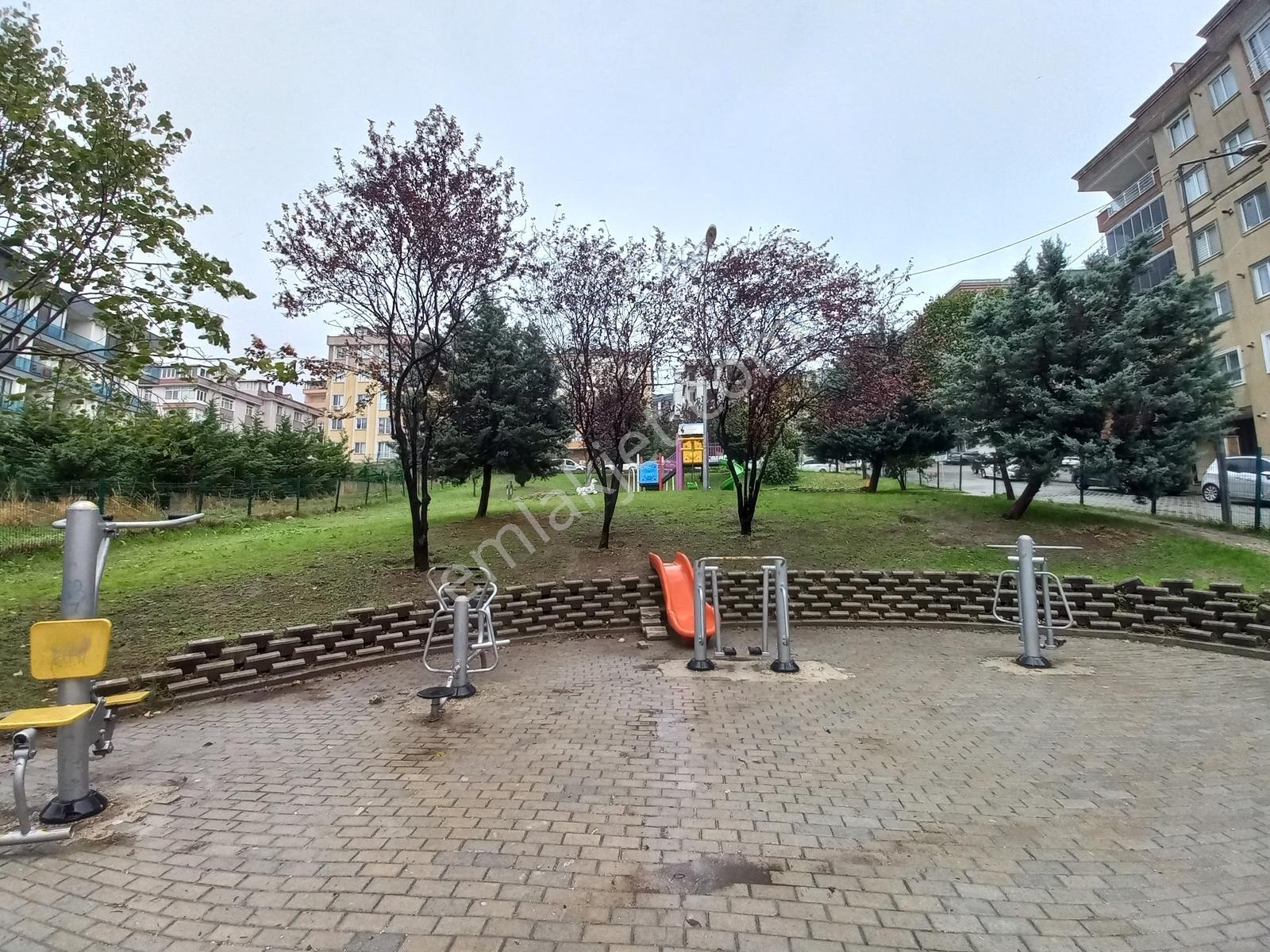 B.çekmece Gürpınar Pınartepe Mah Satılık 3+1 130 M2 Daire — fotoğraf 8