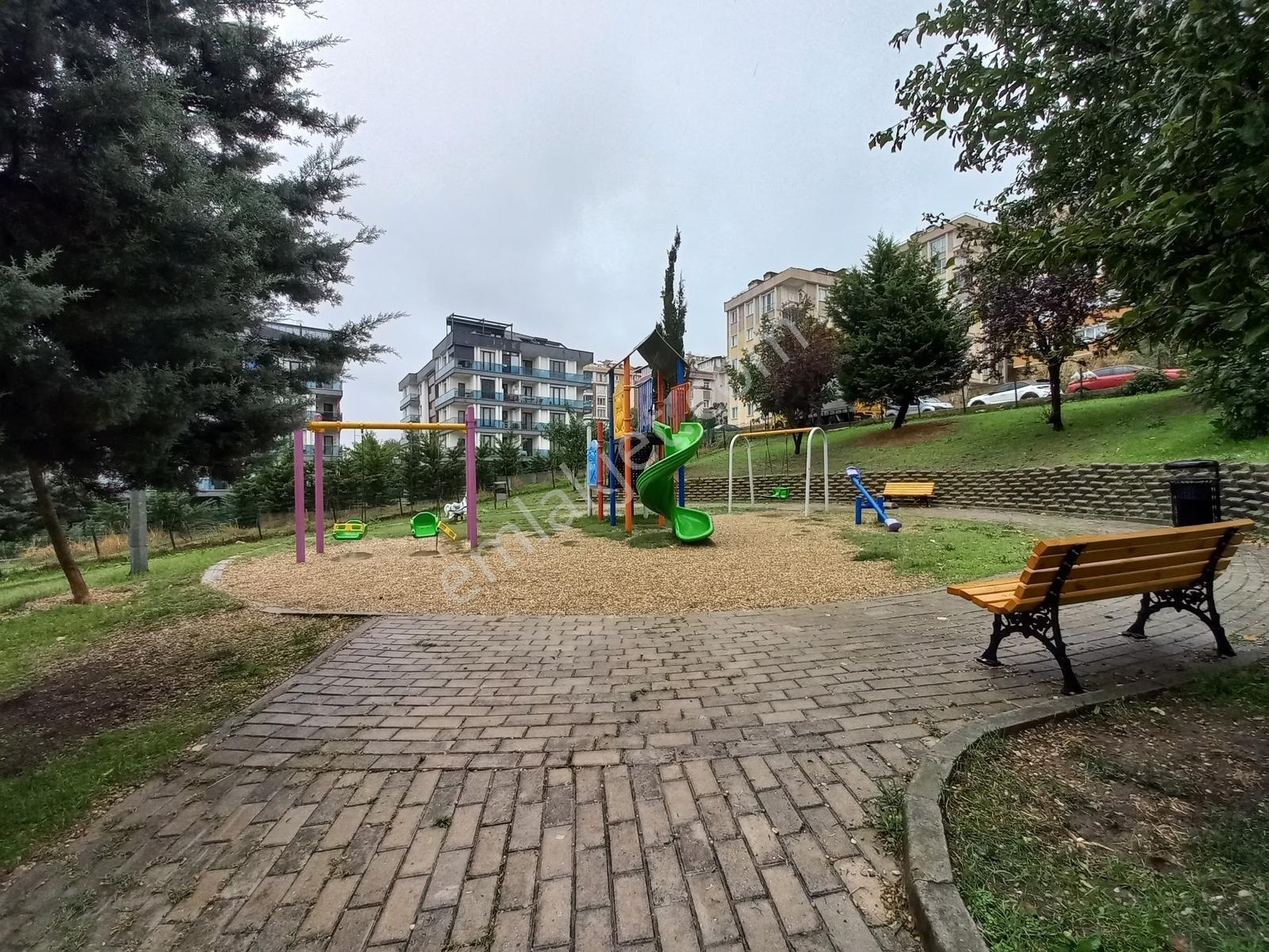 B.çekmece Gürpınar Pınartepe Mah Satılık 3+1 130 M2 Daire — fotoğraf 15