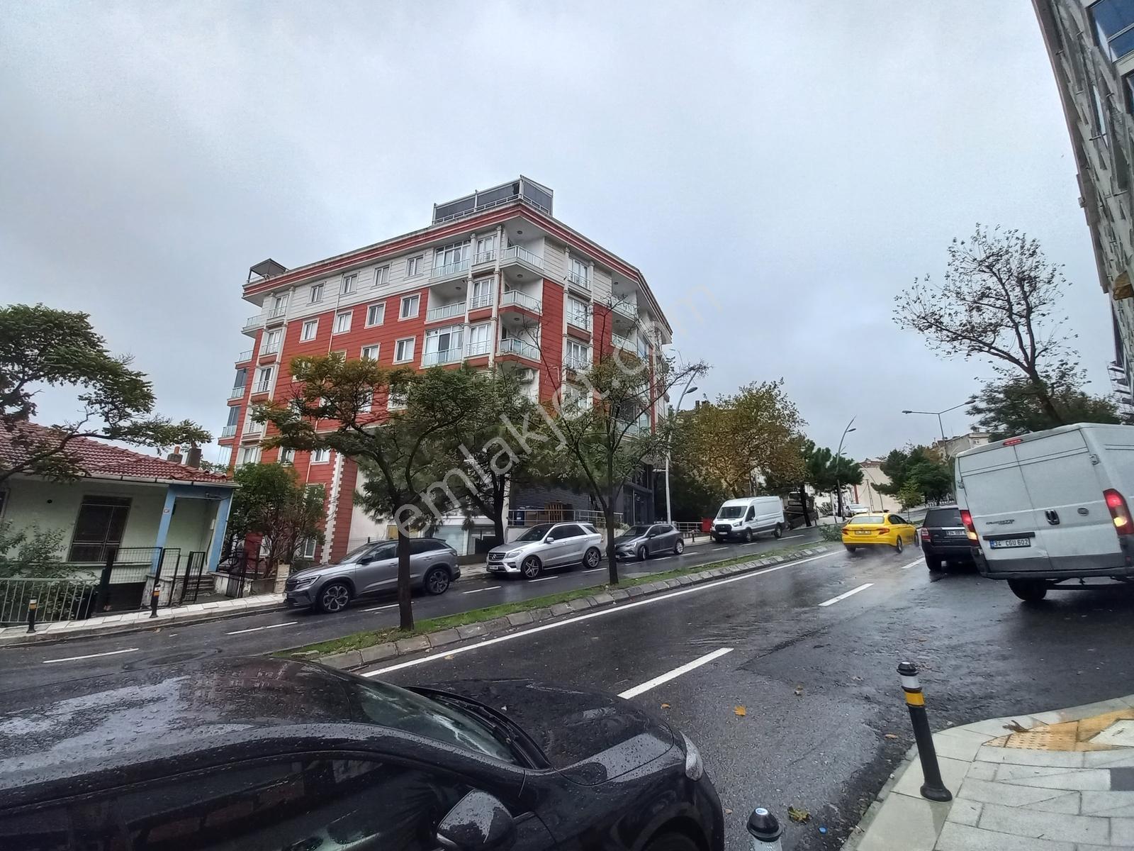 B.çekmece Gürpınar Pınartepe Mah Satılık 3+1 130 M2 Daire — fotoğraf 16