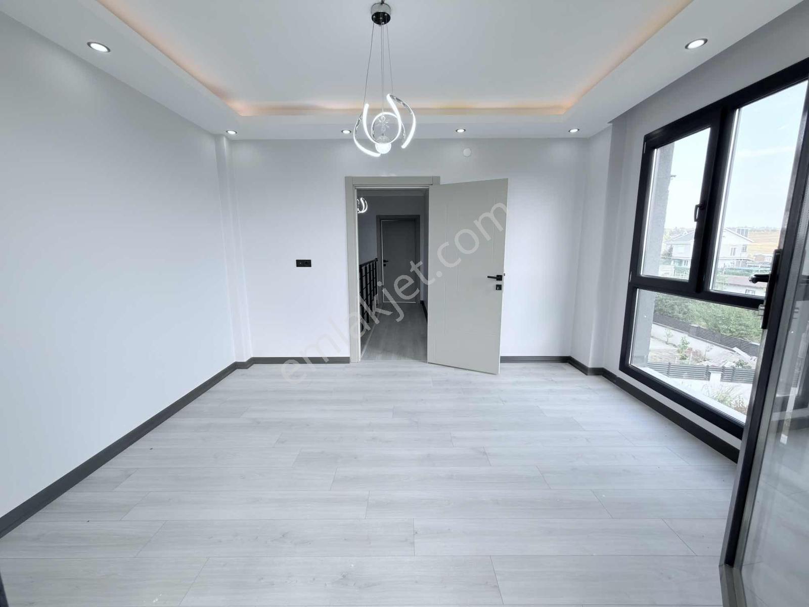 Kartallar'dan Caddeye Cephe 4+1 Merkezde 4+1 Villa!!! — fotoğraf 30