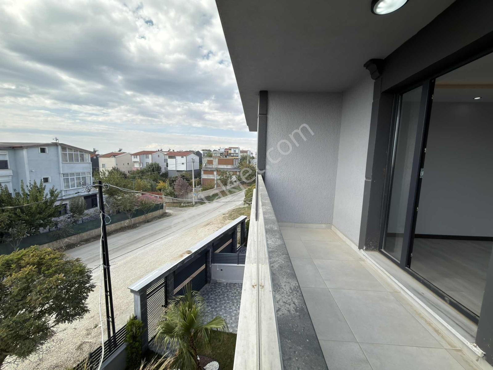 Kartallar'dan Caddeye Cephe 4+1 Merkezde 4+1 Villa!!! — fotoğraf 31