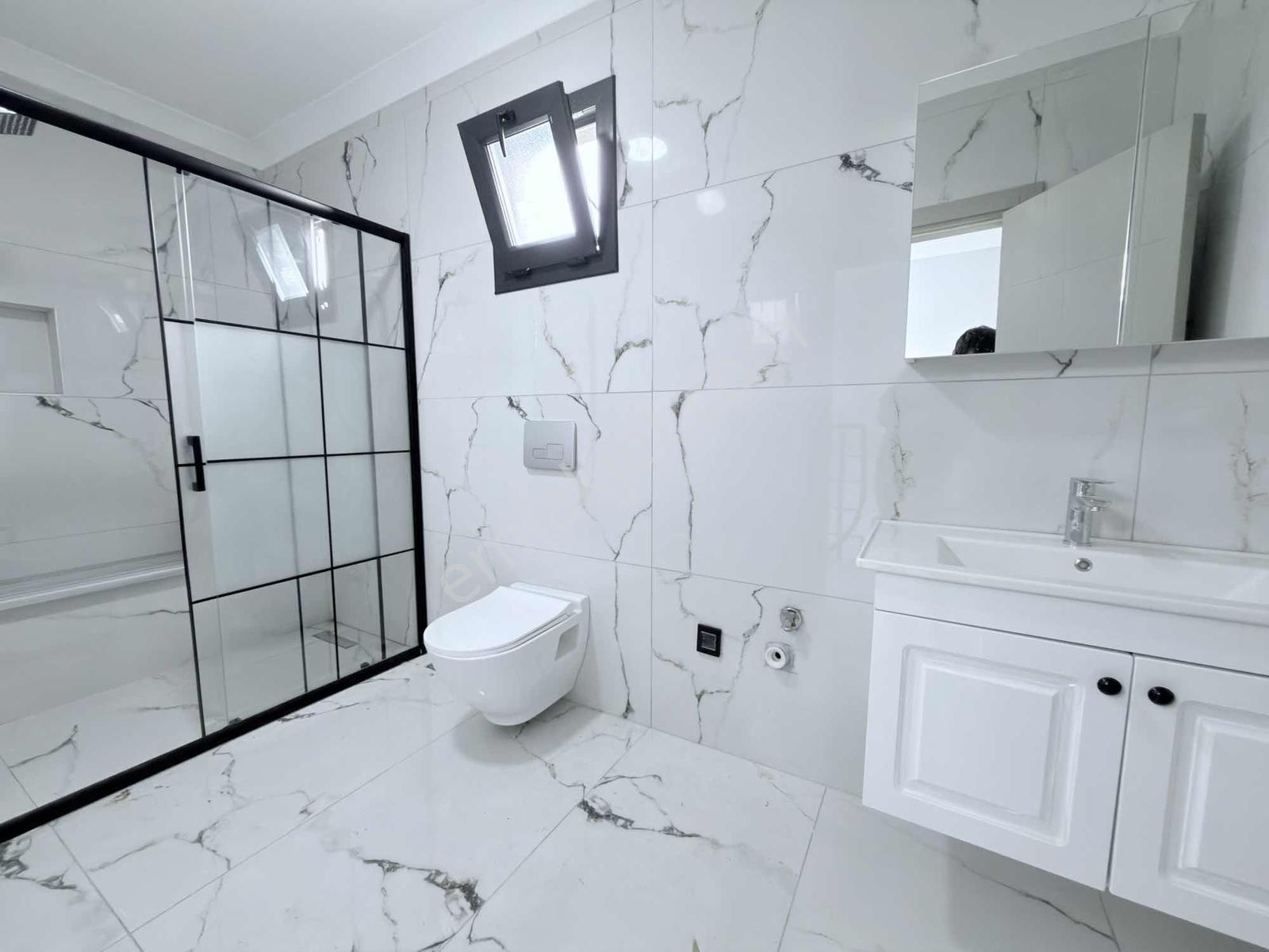 Kartallar'dan Caddeye Cephe 4+1 Merkezde 4+1 Villa!!! — fotoğraf 33
