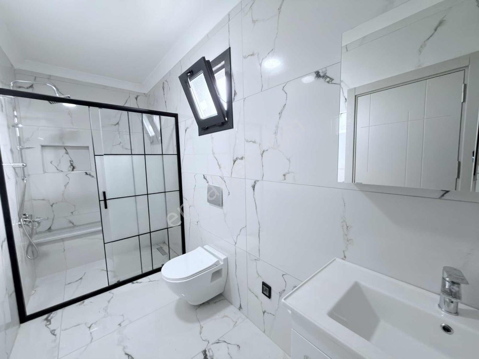 Kartallar'dan Caddeye Cephe 4+1 Merkezde 4+1 Villa!!! — fotoğraf 35