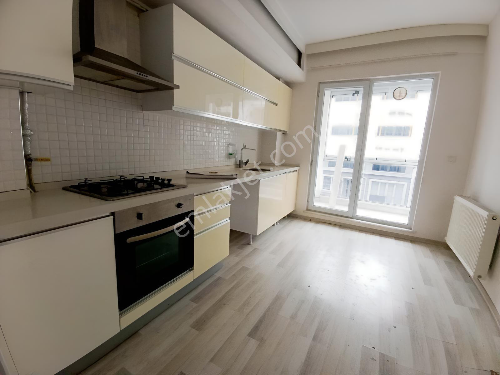 Eminevim Uygun Bakımlı Ve Masrafsız Lüks 3+1 — fotoğraf 2