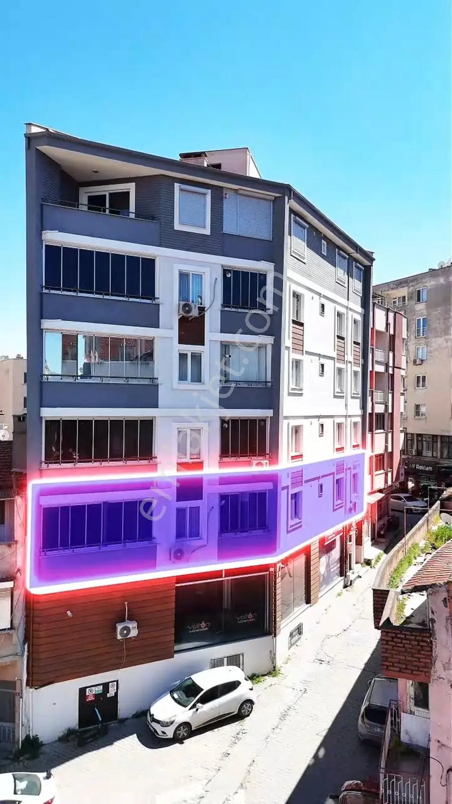Pasa Camii- Çarsı Markez Yakını Satılık 3+1=120 M2 Arakat Daire
