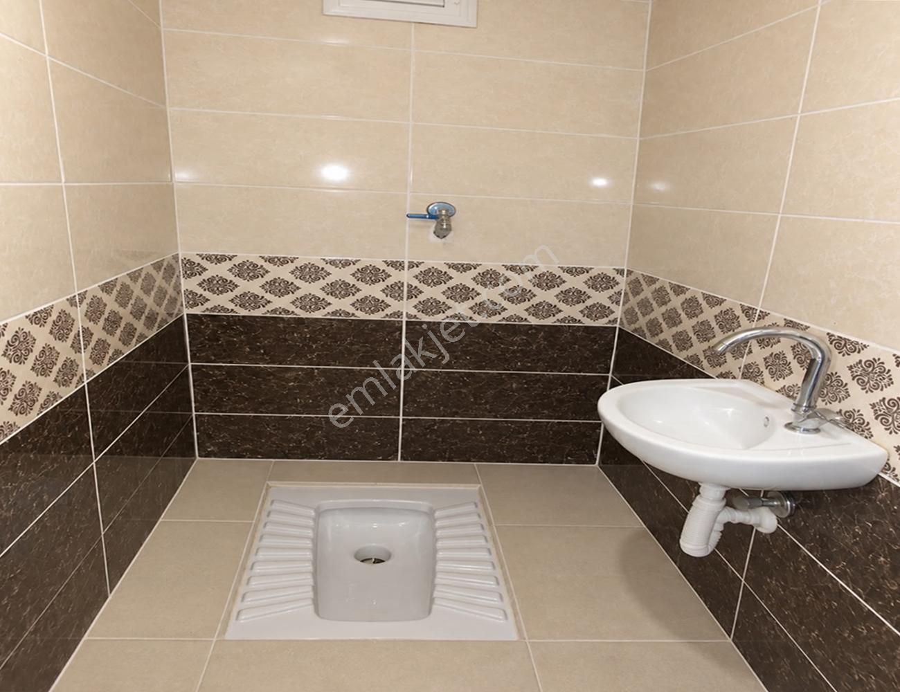 Esenyurt Bağlarçeşme Meydan Ön Cephe 2+1 Arakat Satılık — fotoğraf 10