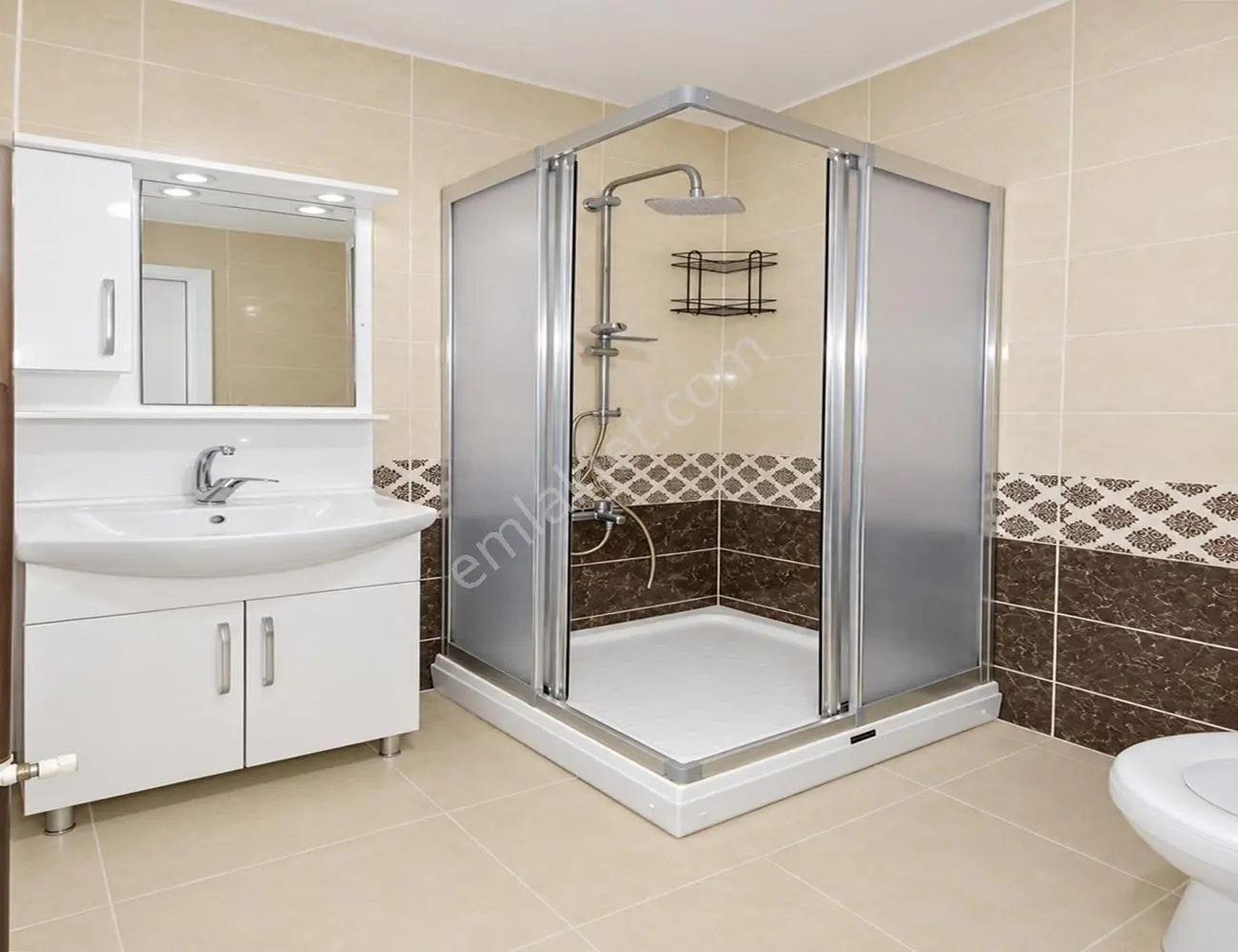 Esenyurt Bağlarçeşme Meydan Ön Cephe 2+1 Arakat Satılık — fotoğraf 33