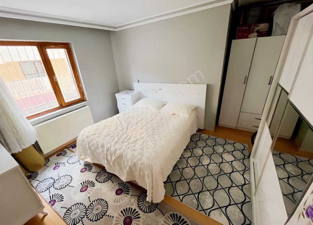 Merkezi Konumda Teras Balkon Yapılı 3+1 Ters Dublex Fırsat Daire — fotoğraf 3