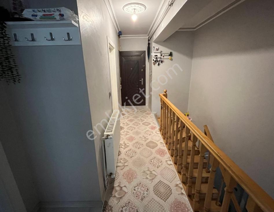 Merkezi Konumda Teras Balkon Yapılı 3+1 Ters Dublex Fırsat Daire — fotoğraf 6