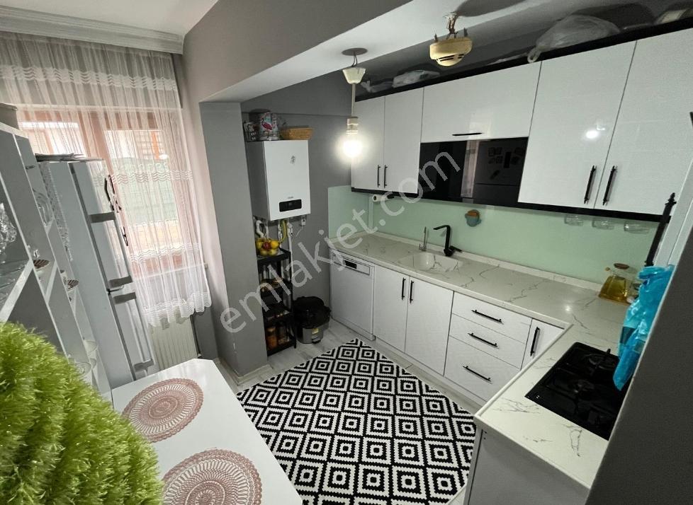 Merkezi Konumda Teras Balkon Yapılı 3+1 Ters Dublex Fırsat Daire — fotoğraf 7