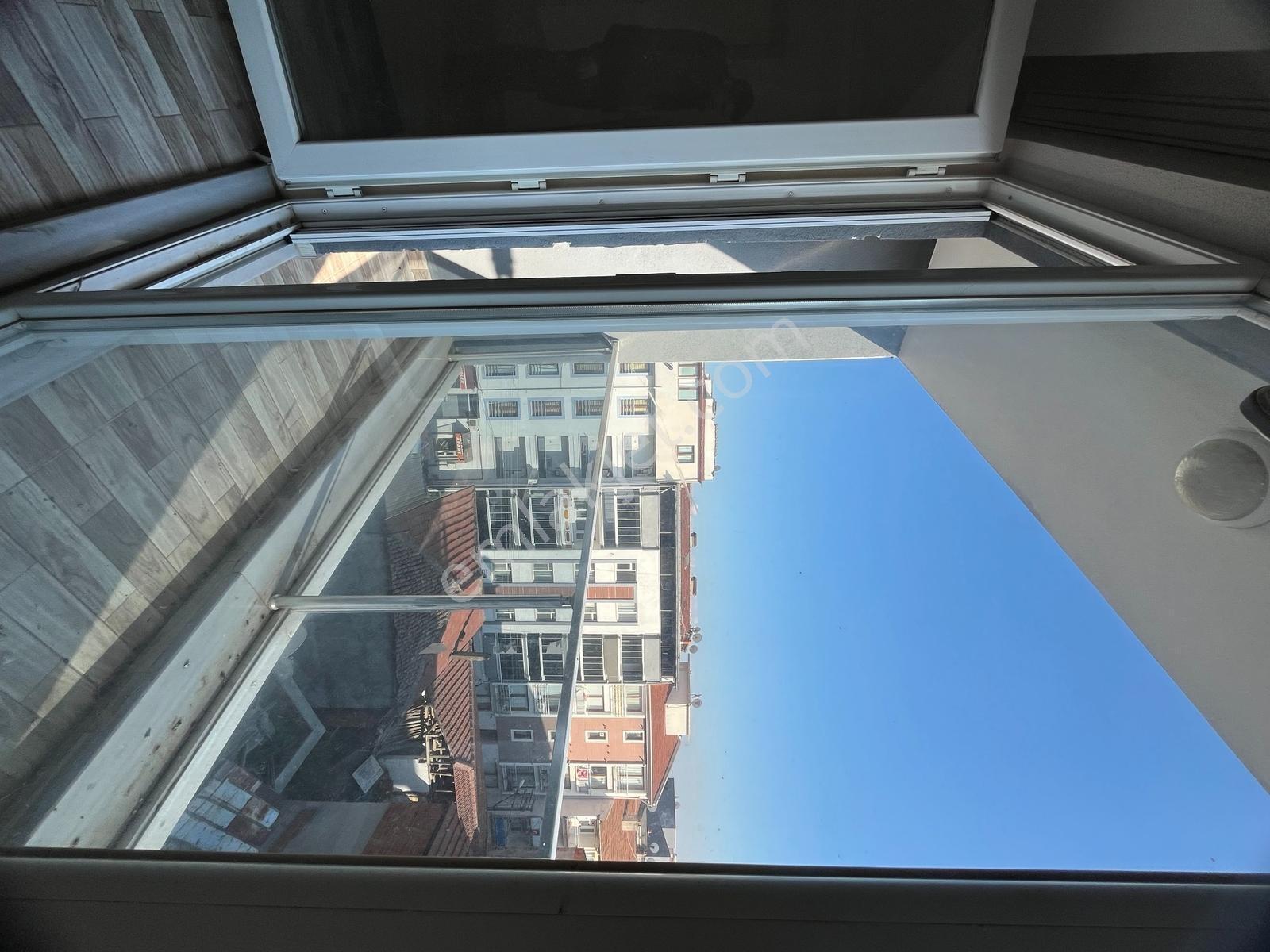Çarşı Merkez-saat Kulesi Yakını- Hilton Arkası Satılık 2+1 Daire — fotoğraf 13