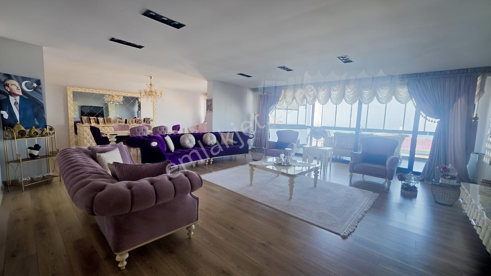 Bluesky Sitesinde Deniz&havuz Manzaralı Satılık Lüks 4+1 Daire — fotoğraf 2