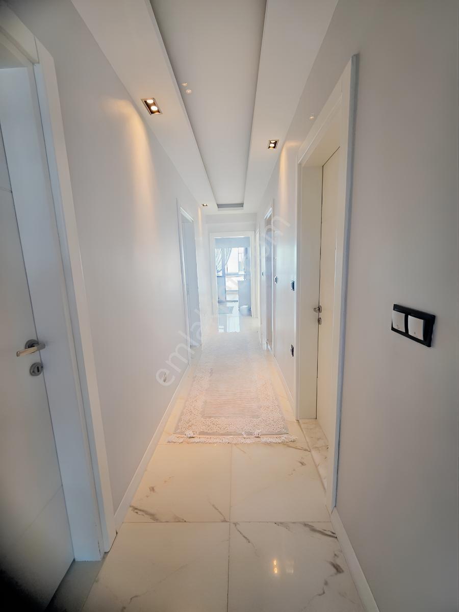 Bluesky Sitesinde Deniz&havuz Manzaralı Satılık Lüks 4+1 Daire — fotoğraf 13