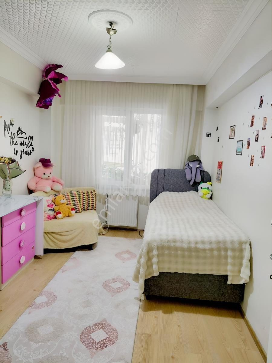 Yenidoğan Mah. Ana Cadde Üzerinde Satılık 3+1 Daire — fotoğraf 23