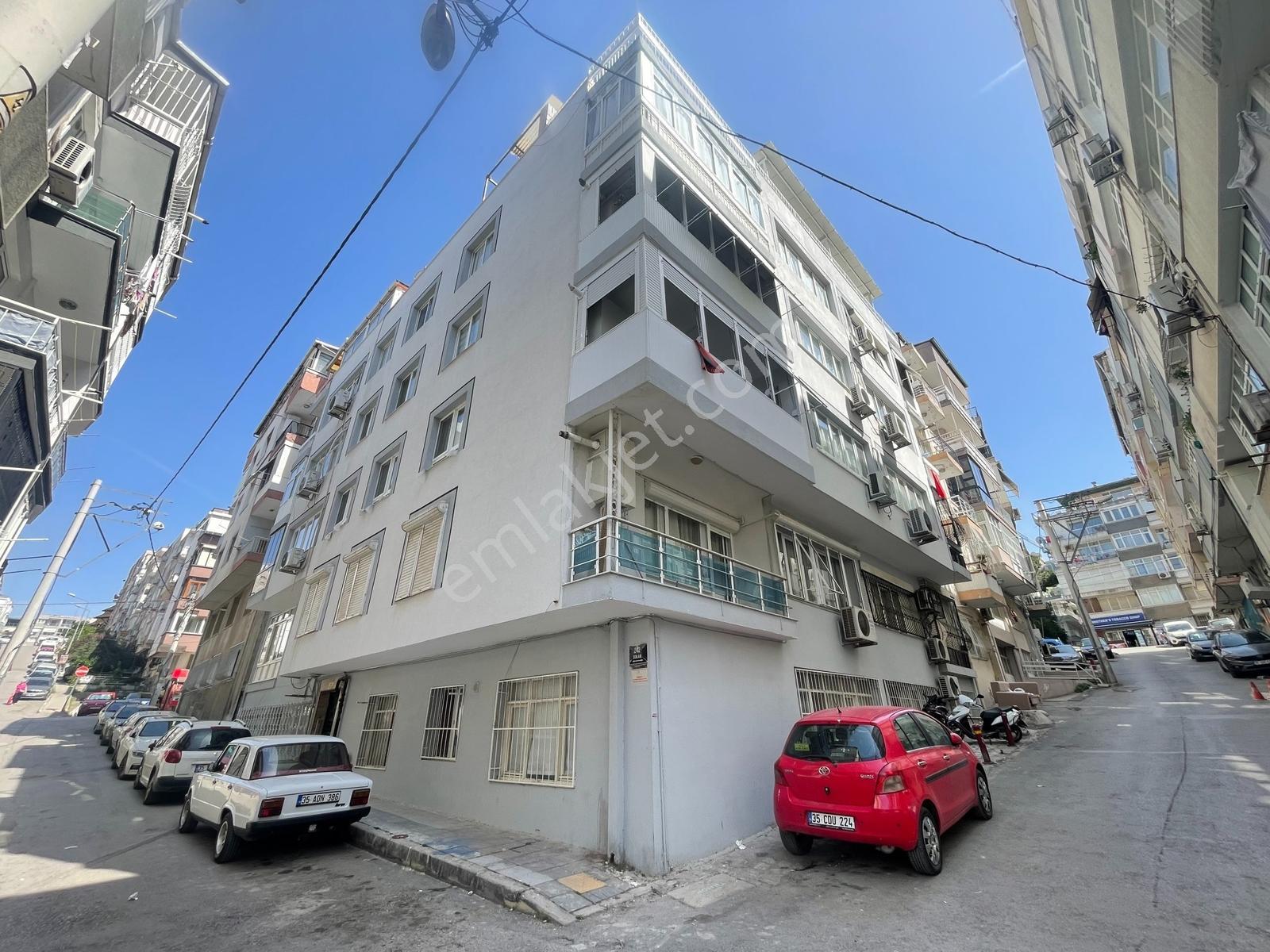 Konak Murat Reis Mahallesi'nde Satılık 3+1 Daire Kiracısız — fotoğraf 16