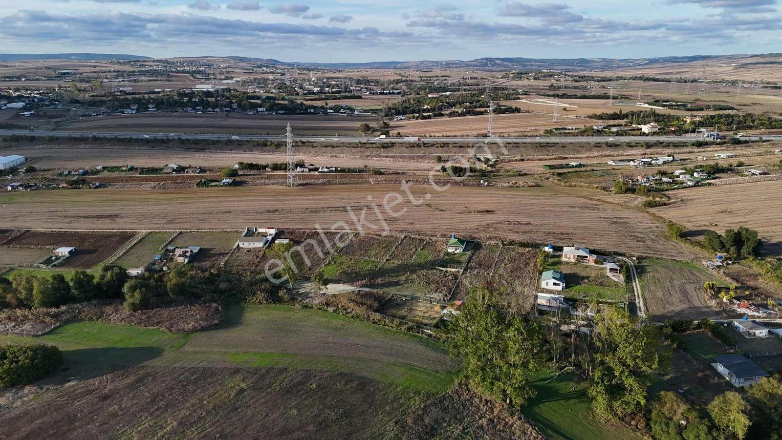 Çatalca İzzettinde 300 M² Kullanımlı, 384 M² Tapu Hisseli Arazi — fotoğraf 15