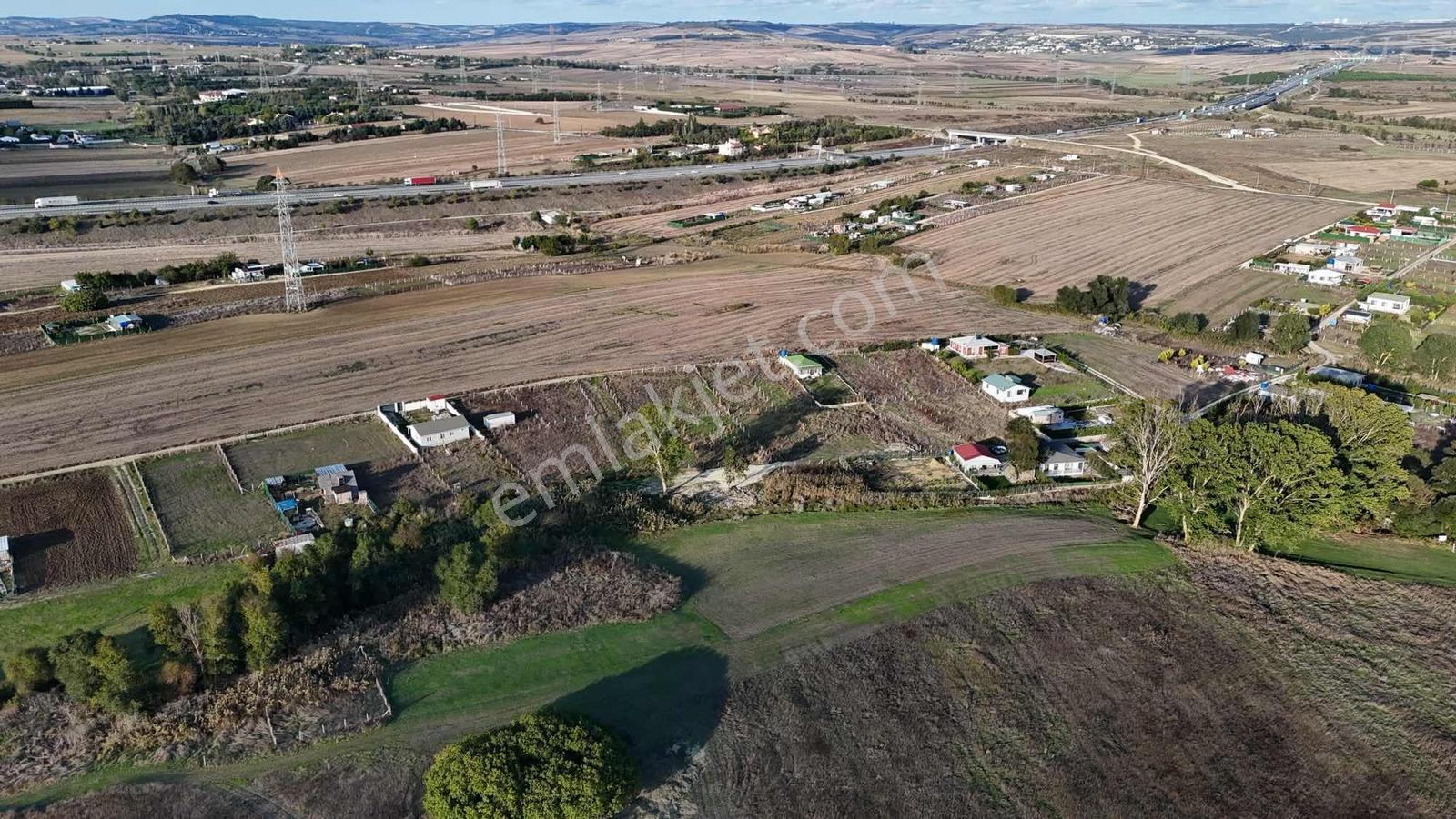 Çatalca İzzettinde 300 M² Kullanımlı, 384 M² Tapu Hisseli Arazi — fotoğraf 18