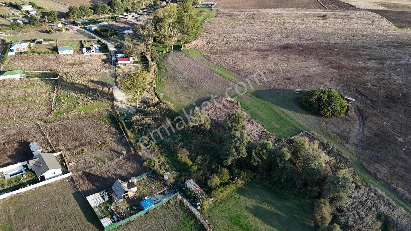 Çatalca İzzettinde 300 M² Kullanımlı, 384 M² Tapu Hisseli Arazi — fotoğraf 26