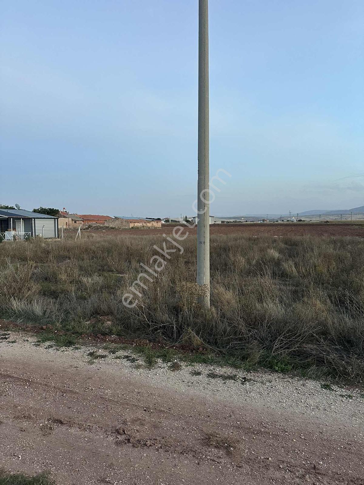 Yollarbaşı Köyünde Köşe Başı Satılık Arsa — fotoğraf 5