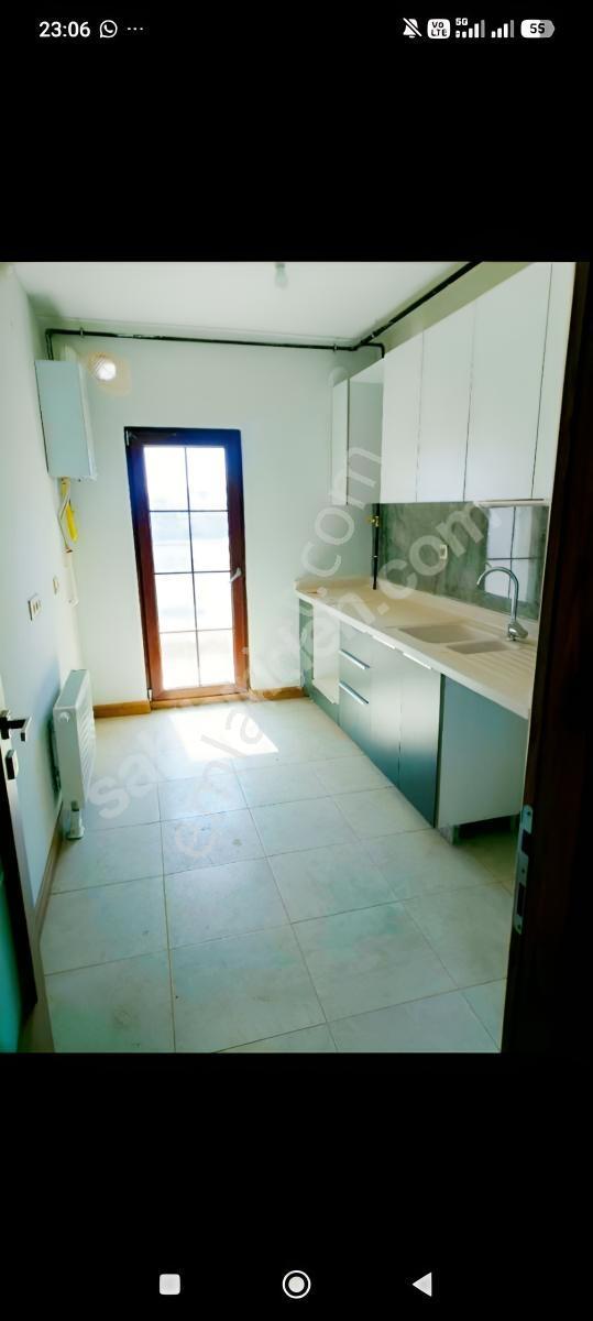 Aka Emlaktan Borçsuz Beybes Tokide Satılık 2+1arakat Taputeslim — fotoğraf 2