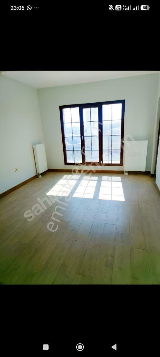 Aka Emlaktan Borçsuz Beybes Tokide Satılık 2+1arakat Taputeslim — fotoğraf 3