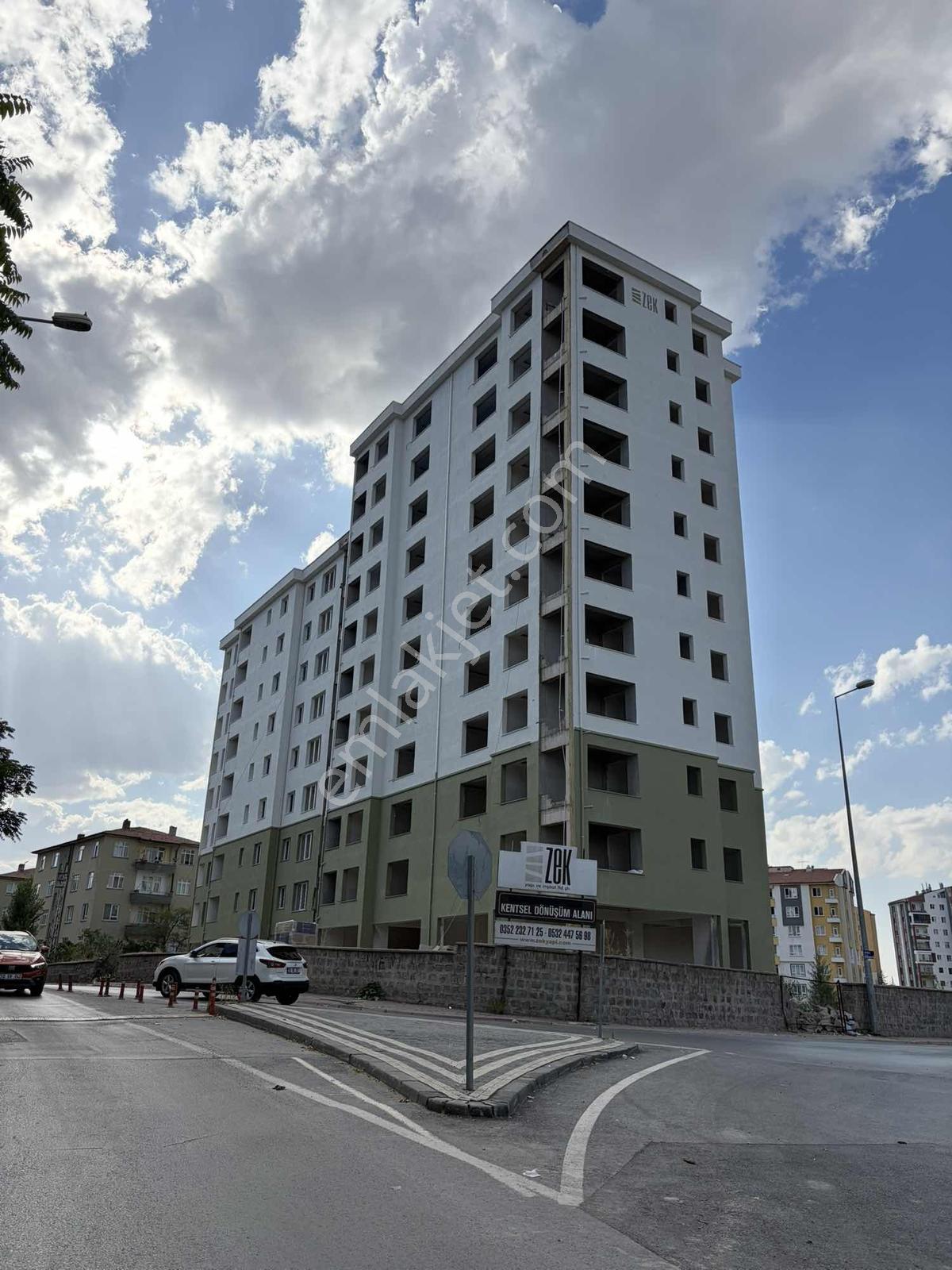 Yatay Mimari/Erciyes Üniv. Komşu/Lüks 2,5+1 Daire