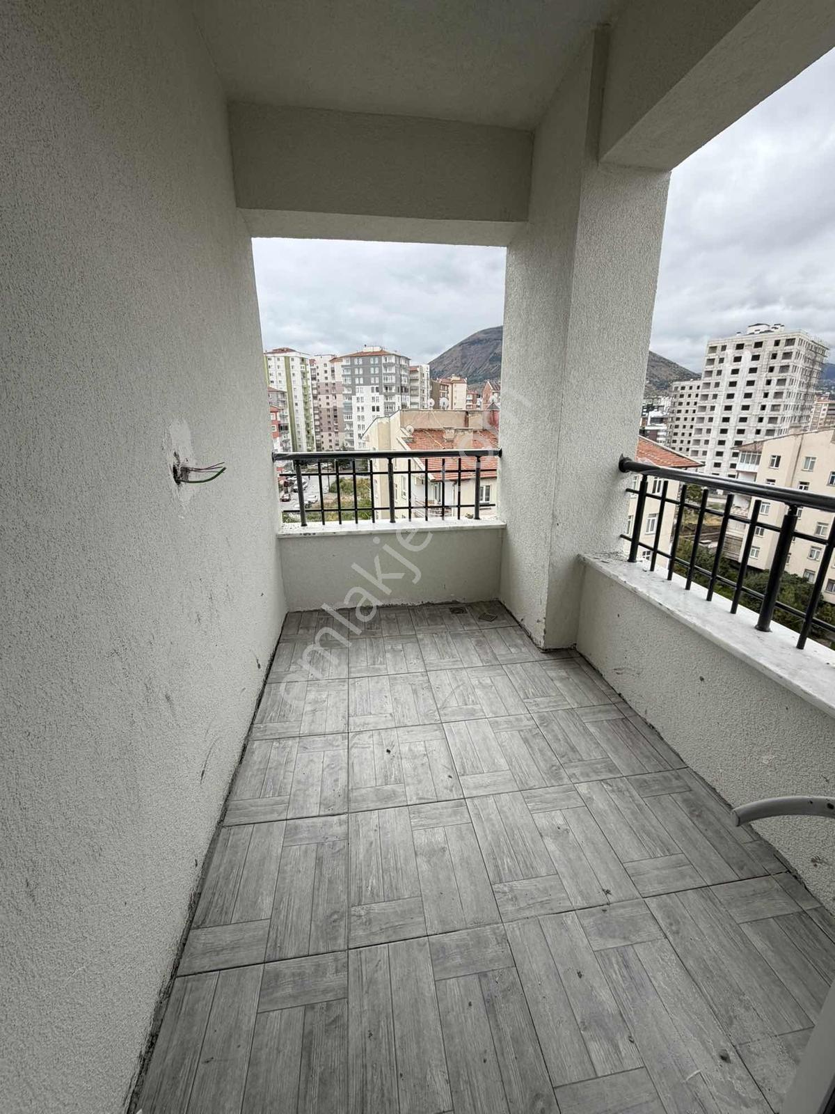 Yatay Mimari/erciyes Üniv. Komşu/lüks 2,5+1 Daire — fotoğraf 15