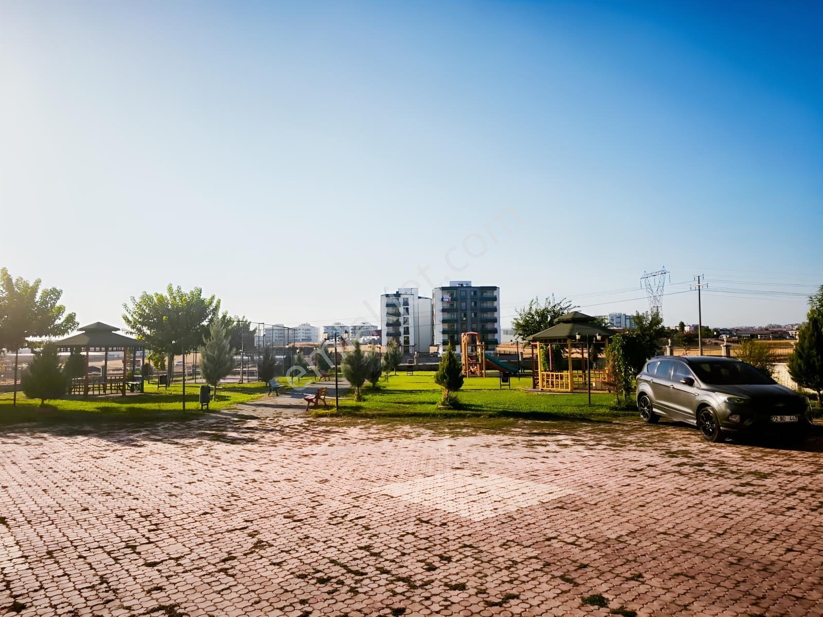 Rezidans Düğün Salonu Arkası Satılı 4+1 Ara Kat Daire — fotoğraf 7
