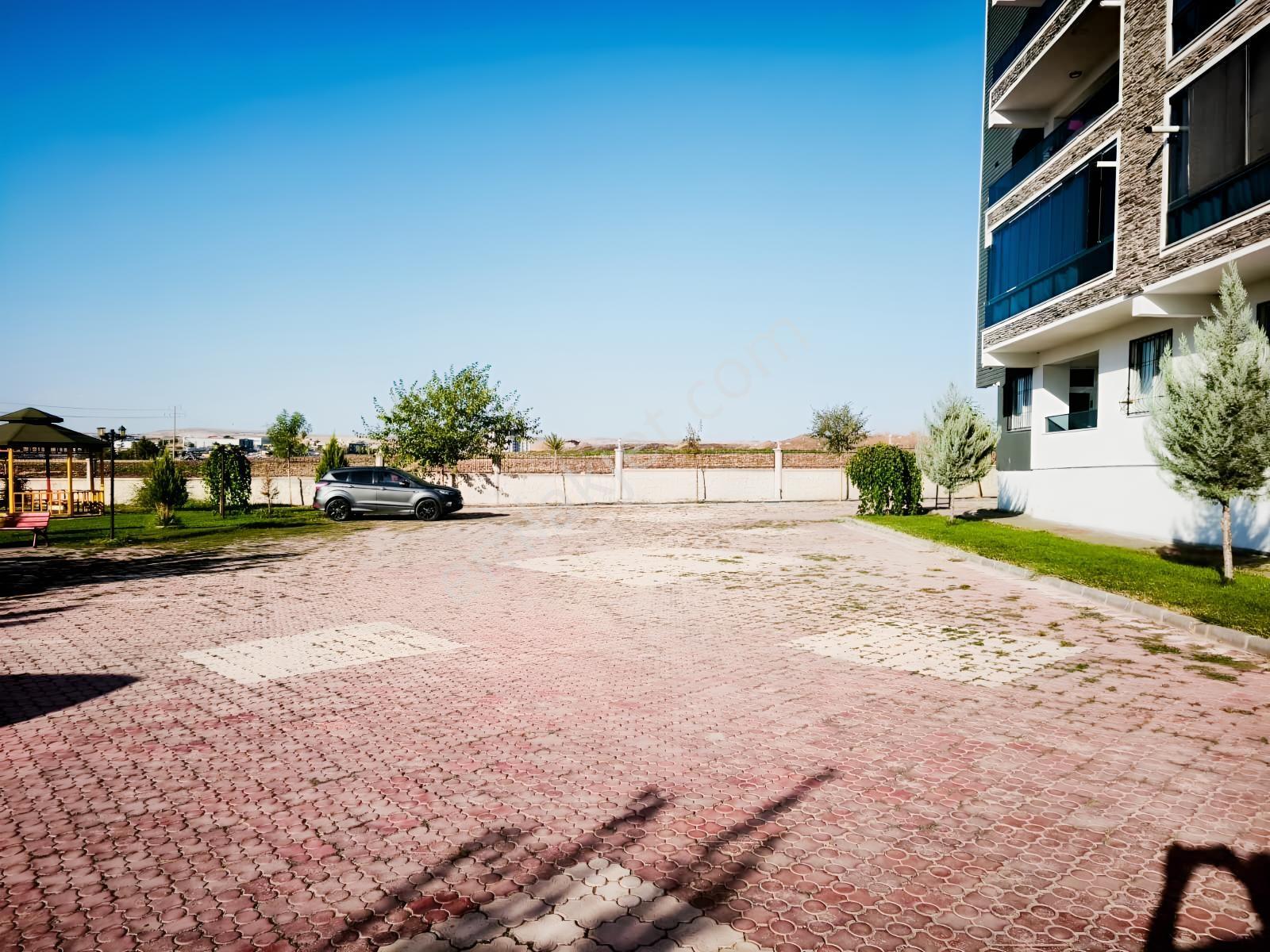 Rezidans Düğün Salonu Arkası Satılı 4+1 Ara Kat Daire — fotoğraf 8